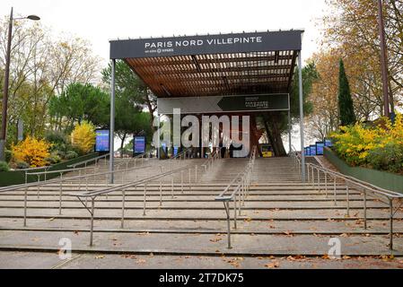 Parigi, Francia. 14 novembre 2023. Milipol Paris 2023, il 23° evento globale per la sicurezza dello stato e la sicurezza interna, a Villepinte, Parigi, Francia il 14 novembre 2023. Foto di Pierrick Villette/ABACAPRESS.COM Credit: Abaca Press/Alamy Live News Foto Stock