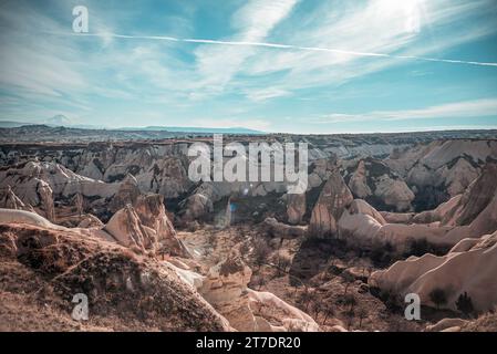 Splendido paesaggio roccioso in Cappadocia. Goreme, Nevsehir, Turchia Foto Stock