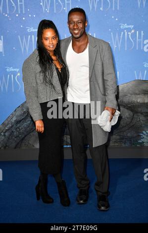 Rosina Kaleab e Jerry Kwarteng bei der Premiere des Kinofilms Wish im Zoo Palast. Berlin, 14.11.2023 *** Rosina Kaleab e Jerry Kwarteng alla prima del film Wish at Zoo Palast Berlin, 14 11 2023 foto:Xn.xKubelkax/xFuturexImagex Wish 3172 Foto Stock