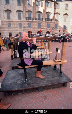 Palio della balestra tra Gubbio e Sansepolcro. Gubbio. Provincia di Perugia. Umbria. Italia Foto Stock