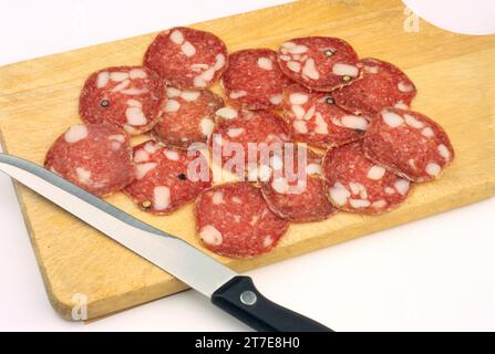 Produzione salame tipo Fabriano, fabriano, provincia di Ancona, Marche, Italia Foto Stock