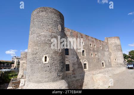 Catania. Castello di Ursino. Sicilia. Italia Foto Stock