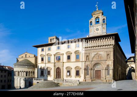 Palazzi delle Corti e della Fraternità dei Laici. Piazza grande. Arezzo. Toscana. Italia Foto Stock