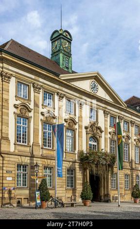 Nuovo municipio del XVIII secolo su Rathausplatz, Esslingen am Neckar, Old Town, Esslingen, Baden-Wuerttemberg, Germania Foto Stock