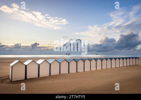 Cabines de plage, Francia, Côte d'Opale, Boulogne sur mer Foto Stock