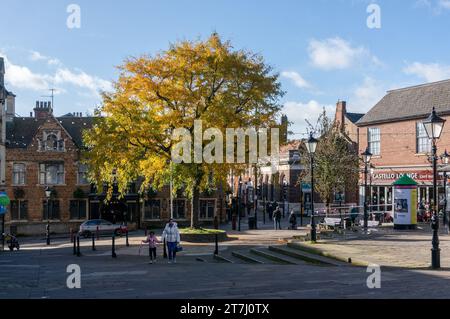 Street scene, centro città, Wellingborough, Northamptonshire, Regno Unito Foto Stock