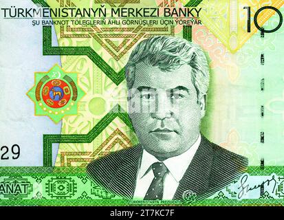 Presidente Saparmurat Niazov (1940 - 2006) ritratto dal Turkmenistan 10 000 Manat 2005 banconote Foto Stock