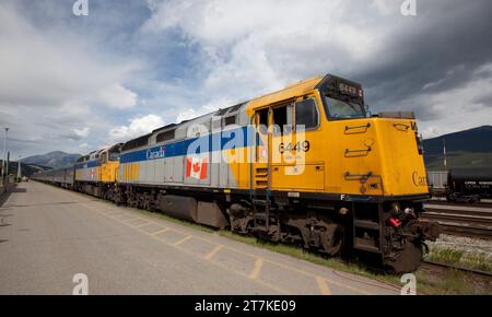IL TRENO PASSEGGERI TRANSCONTINENTALE CANADESE TORONTO VANCOUVER Foto Stock