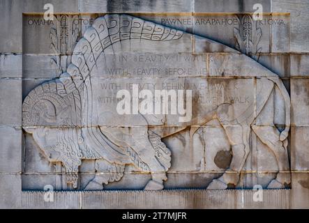 American Bison Carving, scale laterali del Campidoglio del Nebraska a Lincoln Foto Stock