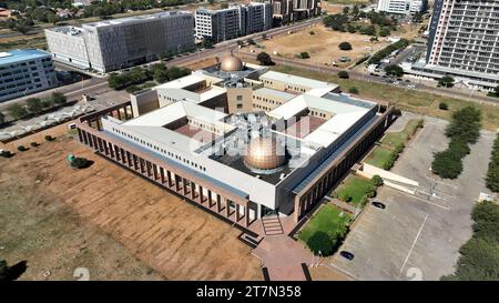 Veduta aerea dell'alta corte nel quartiere centrale degli affari (CBD) a Gaborone, Botswana, Africa Foto Stock