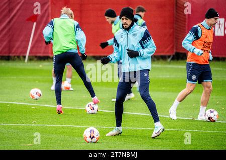 Yussuf Poulsen, internazionale danese, durante una sessione di formazione a Elsinore, Danimarca, giovedì 16 novembre 2023. La squadra incontra la Slovenia in casa il 17 novembre e l'Irlanda del Nord il 20 novembre. (Foto: Ida Marie Odgaard/Ritzau Scanpix) Foto Stock