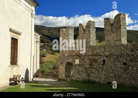 Abbazia di Kloster Säben a Klausen (Monastero di Sabiona, chiusa), alto Adige (Südtirol), Italia. Foto Stock