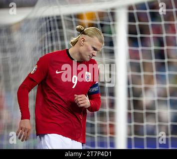 Oslo, Norvegia. 16 novembre 2023. Oslo, Norvegia, 16 novembre 2023: Erling Braut Haaland (9 Norvegia) sono visti durante la partita amichevole di calcio internazionale tra Norvegia e Isole Faroe allo Stadio Ullevaal di Oslo, Norvegia. (Ane Frosaker/SPP) credito: SPP Sport Press Photo. /Alamy Live News Foto Stock