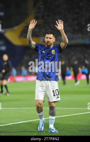 Buenos Aires, Argentina; 16 novembre 2023. Lionel messi pre-partita tra Argentina e Uruguay per le qualificazioni CONMEBOL per la Coppa del mondo FIFA 2026 Foto Stock