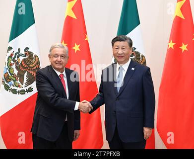 San Francisco, Stati Uniti. 16 novembre 2023. Il presidente cinese Xi Jinping incontra il presidente messicano Andres Manuel Lopez Obrador a San Francisco, negli Stati Uniti, 16 novembre 2023. Crediti: Rao Aimin/Xinhua/Alamy Live News Foto Stock