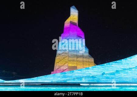 1 gennaio 2022, HARBIN, CINA. L'Harbin International Ice and Snow Sculpture Festival è un festival invernale annuale che si svolge ad Harbin, in Cina. E' il mondo la Foto Stock