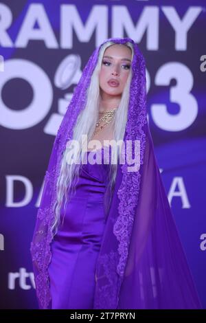 16 novembre 2023: 16 novembre 2023 (Siviglia) la cantante Lola Indigo al Latin Grammy 2023 Photocall (Credit Image: © Lorenzo Carnero/ZUMA Press Wire) SOLO PER USO EDITORIALE! Non per USO commerciale! Foto Stock