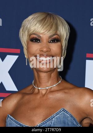 Nashville, Stati Uniti. 16 novembre 2023. Harris Faulkner arriva ai Fox Nation Patriot Awards al Grand Ole Opry il 16 novembre 2023 a Nashville, Tennessee. © Tammie Arroyo/AFF-USA.com credito: AFF/Alamy Live News Foto Stock