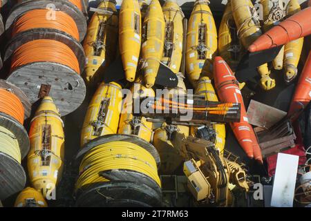 Schiffsausruester im Hafen von Bergen, Norwegen. Schiffsausruester *** Candlery navale nel porto di Bergen, Norvegia Candlery nave credito: Imago/Alamy Live News Foto Stock