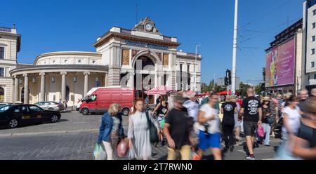 Polen, Breslavia, auf dem foto der Bahnhof Wroclaw Swiebodzki bis 1945 Freiburger Bahnhof *** 11 09 2023, Polonia. 11 settembre 2023. Wroclaw, nella foto la stazione Wroclaw Swiebodzki fino al 1945 Freiburg station Credit: Imago/Alamy Live News Foto Stock