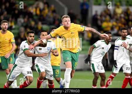 MELBOURNE, AUSTRALIA 16 novembre 2023. Nella foto: Il difensore australiano Harry Souttar (19) alle qualificazioni asiatiche della Coppa del mondo FIFA 2026 AFC R1 Australia Foto Stock