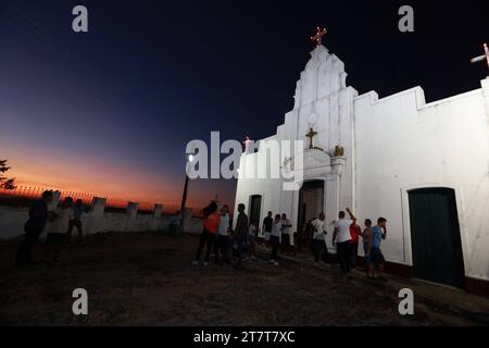 cappella a monte santo monte santo, bahia, brasile - 30 ottobre 2023: Vista del Santuario di Santa Cruz, una cappella situata in cima alla collina nella città di Monte Santo. MONTE SANTO BAHIA BRASILE Copyright: XJoaxSouzax 301023JOA4316295 Foto Stock