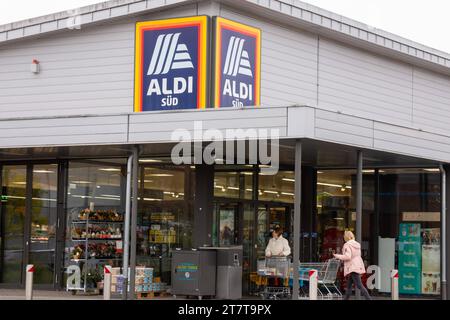 Filiale der Discount-Einzelhandelskette ALDI Süd a Ludwigshafen am Rhein *** filiale della catena di discount ALDI Süd a Ludwigshafen am Rhein Copyright: xx Credit: Imago/Alamy Live News Foto Stock