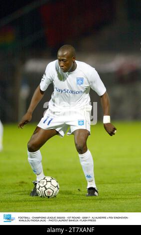 CALCIO - CHAMPIONS LEAGUE 2002/03 - 1° TURNO - 020917 - AJ AUXERRE / PSV EINDHOVEN - KHALILOU FADIGA (AUX) - FOTO LAURENT BAHEUX / FLASH PRESS Foto Stock