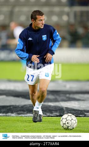 CALCIO - CHAMPIONS LEAGUE 2002/03 - 1° TURNO - 020917 - AJ AUXERRE / PSV EINDHOVEN - PANTXI SIRIEIX - FOTO LAURENT BAHEUX / FLASH PRESS Foto Stock