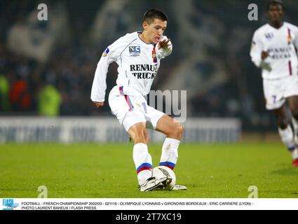 CALCIO - CAMPIONATO FRANCESE 2002/03 - 021116 - OLYMPIQUE LYONNAIS / GIRONDINS BORDEAUX - ERIC CARRIERE (LIONE) - FOTO LAURENT BAHEUX / FLASH PRESS Foto Stock