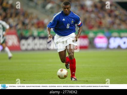 CALCIO - EURO 2004 - TURNO DI QUALIFICAZIONE - FRANCIA CONTRO SLOVENIA - 021012 - MARCEL DESAILLY (FRA) - FOTO LAURENT BAHEUX /FLASH PRESS Foto Stock