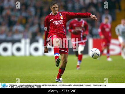 CALCIO - CHAMPIONS LEAGUE 2003/04 - 1° TURNO - 030930 - CELTIC GLASGOW CONTRO OLYMPIQUE LYONNAIS - EDMILSON (LIONE) - FOTO LAURENT BAHEUX / FLASH PRESS Foto Stock