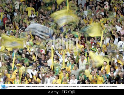 CALCIO - CAMPIONATO FRANCESE 2005/2006 - FC NANTES CONTRO FC METZ - 27/08/2005 - NANTES FANS - FOTO LAURENT BAHEUX / FLASH PRESS Foto Stock