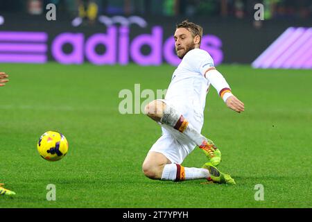 Daniele De Rossi dell'AS Roma durante il campionato italiano di serie A 2013/2014 partita di calcio tra AC Milan e AS Roma il 16 dicembre 2013 allo Stadio Giuseppe Meazza di Milano. Foto massimo Cebrelli / DPPI Foto Stock