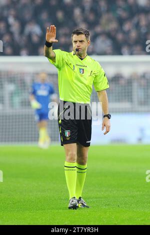 L'arbitro Nicola Rizzoli gestisce durante il campionato italiano di serie A 2013/2014 partita di calcio tra FC Juventus e AS Roma allo Juventus Stadium il 5 gennaio 2014 a Torino. Foto massimo Cebrelli / DPPI Foto Stock