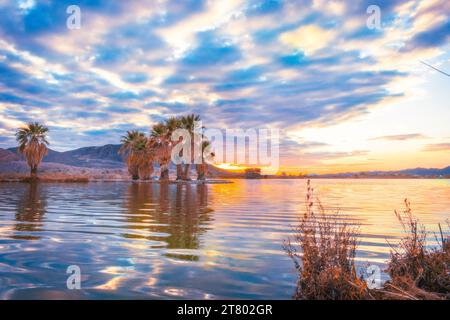 Tramonto sul lago Arizona Foto Stock