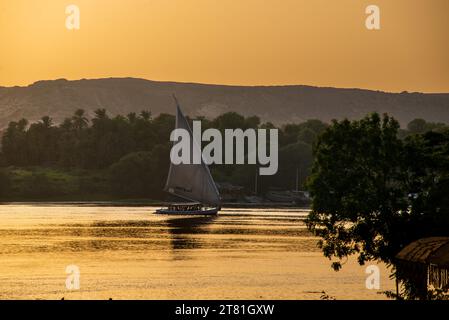 Una Felucca sul Nilo Foto Stock