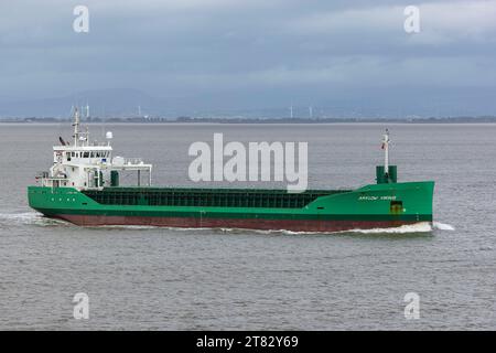 Nave costiera Arklow Viking diretta al porto Foto Stock