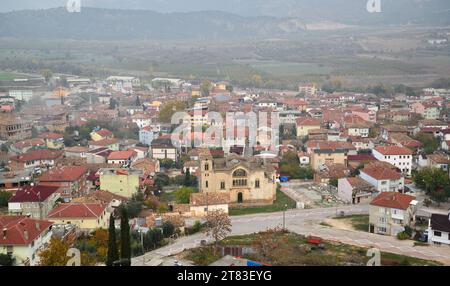 Osmaneli è una città vecchia situata a Bilecik, in Turchia. Ha case storiche, chiese e moschee. Foto Stock
