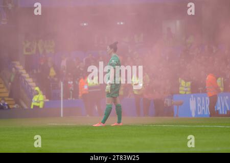 Chelsea, Regno Unito. 18 novembre 2023. Rachael Laws (1 Liverpool) durante la partita della Barclays Womens Super League tra Chelsea e Liverppol allo Stamford Bridge, Londra. (Tom Phillips/SPP) credito: SPP Sport Press Photo. /Alamy Live News Foto Stock