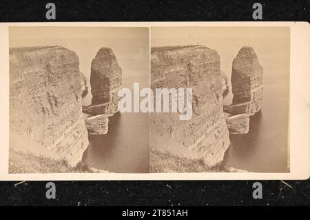 Gustav Friederichs Helgoland: Costa meridionale, sedia da predicatore e monaco. Carta gelatina argento, sulla scatola/formato stereo 1880er Jahre Foto Stock