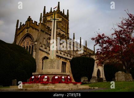 St Mary la vergine chiesa di Calne Wiltshire in memoria domenica 2023 Foto Stock