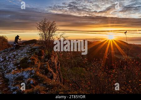 Svizzera, Passwang, Passwang se, se, Soletta, Mümliswil-Ramiswil, Schwarzbubenland, alba, Vogelberg, novembre Foto Stock