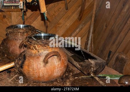 Sistema tradizionale per creare mezcal a Oaxaca, Messico Foto Stock