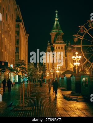 Cattedrale ortodossa di Timișoara di notte a Timișoara, Romania Foto Stock
