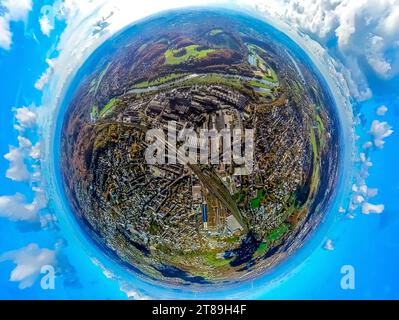Aerial View, sede dello stabilimento Deutsche Edelstahlwerke Specialty Steel GmbH & Co KG, Witten, stazione centrale e binari ferroviari, vista sul Foto Stock