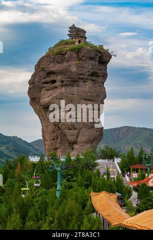 Le due Pagoda Peaks a Chengde in Cina Foto Stock