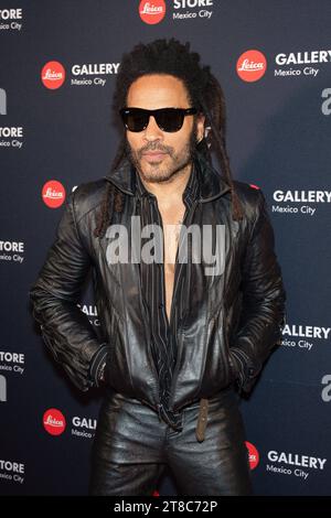 Leica Store Mexico apertura 17 novembre 2023, città del Messico, Messico: Lenny Kravitz partecipa all'apertura del Leica Store Mexico. Il 17 novembre 2023 a città del Messico, Messico. Città del Messico Messico Copyright: XJaimexNogalesxxEyepixxGroupx credito: Imago/Alamy Live News Foto Stock