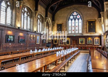 Interno della sala da pranzo del Balliol College dell'Università di Oxford. Oxford, Inghilterra Foto Stock