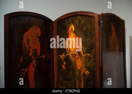 Madrid, Spagna. 20 novembre 2023. Veduta della mostra AL BIES AL National Museum of Decorative Arts di Madrid, 20 novembre 2023, Spagna (foto di Oscar Gonzalez/Sipa USA) (foto di Oscar Gonzalez/Sipa USA) credito: SIPA USA/Alamy Live News Foto Stock